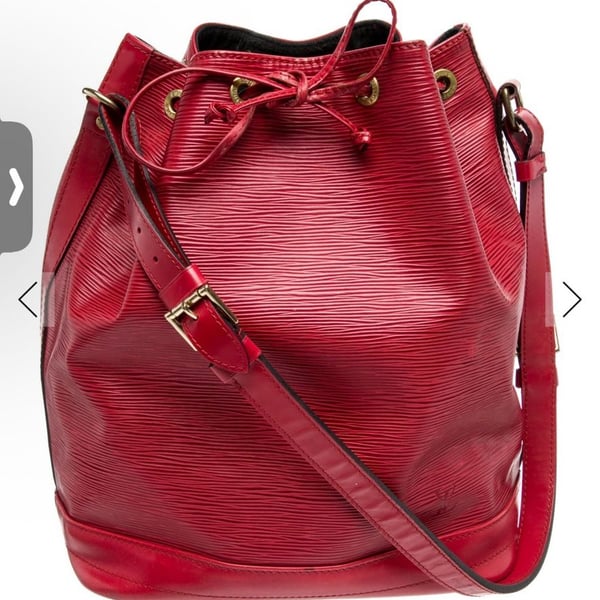 Louis Vuitton Epi Noé Bucket Bag Castilian Red