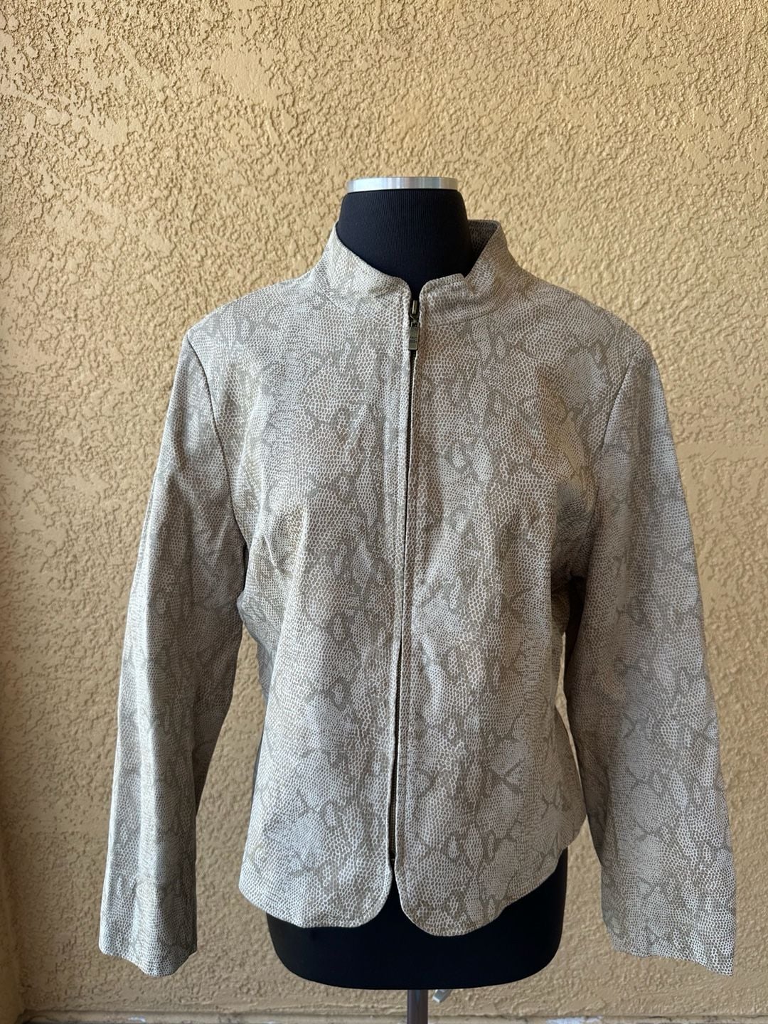 Pamela McCoy Collections Snakeskin Print Genuine Leather Zip Jacket Size L 2
