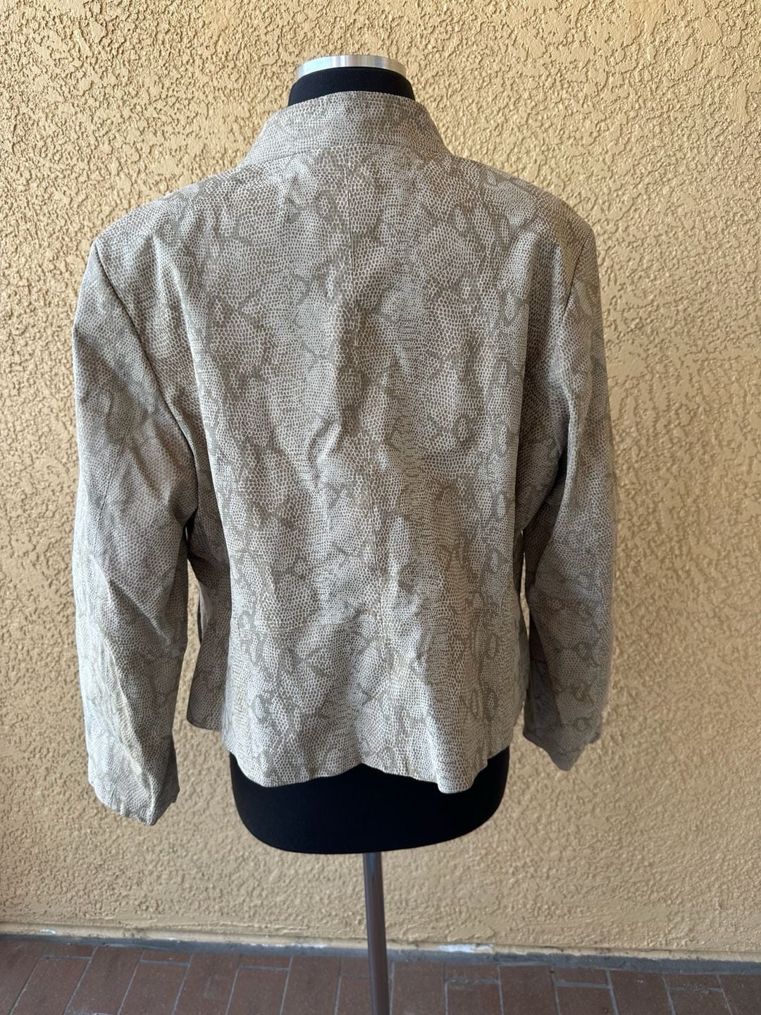 Pamela McCoy Collections Snakeskin Print Genuine Leather Zip Jacket Size L 3