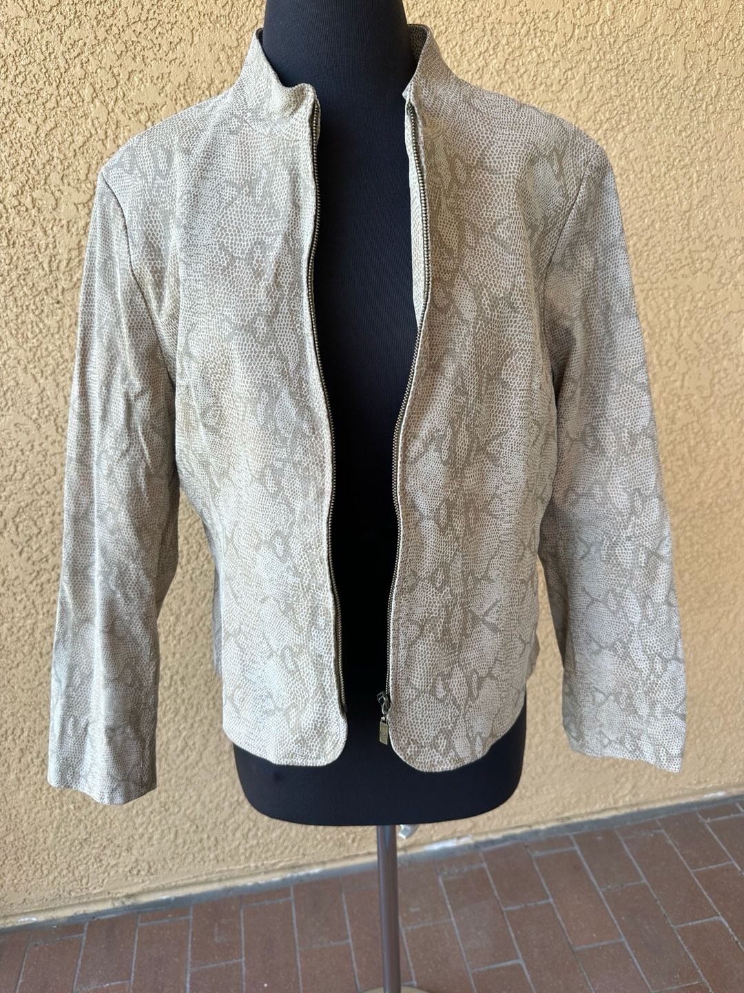 Pamela McCoy Collections Snakeskin Print Genuine Leather Zip Jacket Size L 8