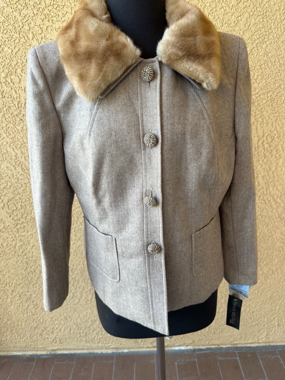 Vintage NWT Nipon Boutique Petite Jacket with Faux Fur Collar Size 14P 3