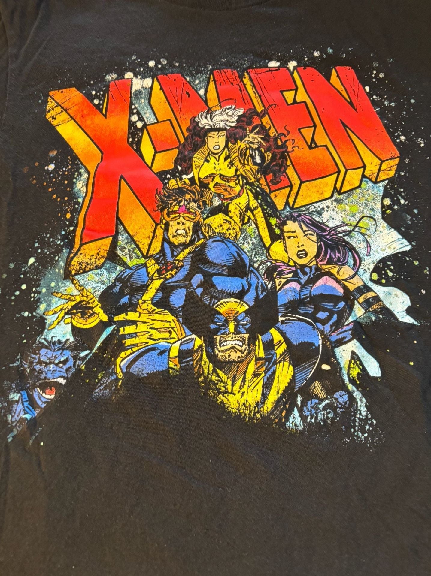 MARVEL T-SHIRT SIZE M USED GREAT CONDITION. ... 2