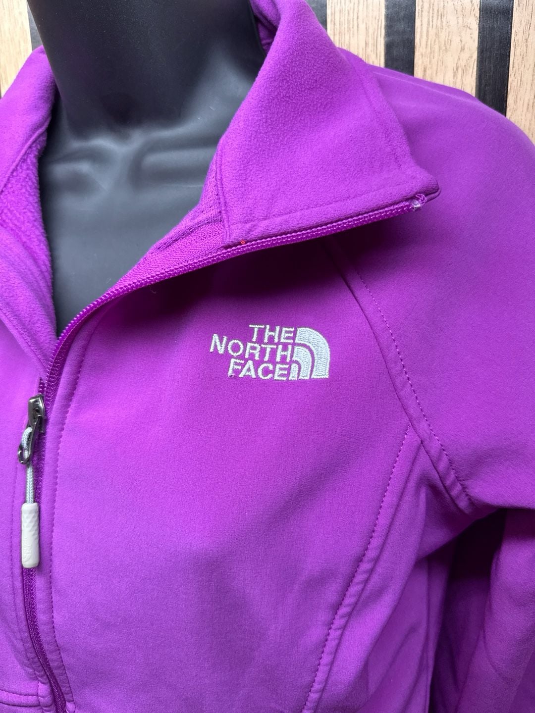 The North Face Women's Apex Bionic Softshell Jacket Purple Size XS 4