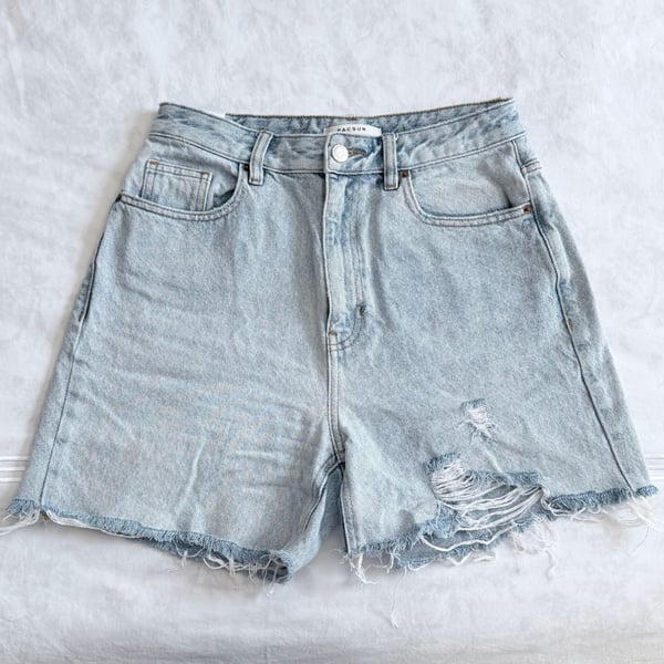 PacSun 90's Boyfriend Distressed Denim Shorts Size 27