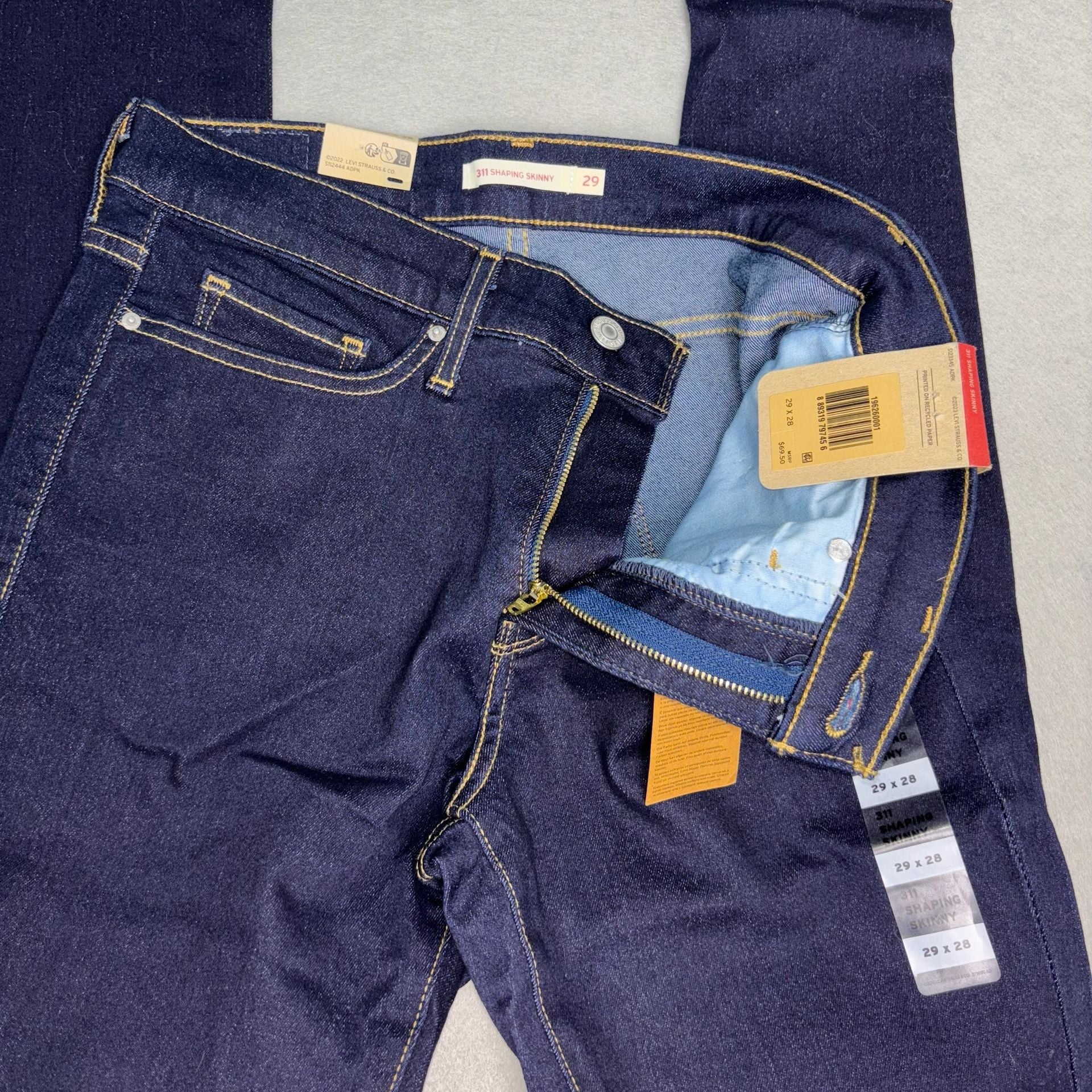 Levi's 311 Shaping Skinny Jeans Womens Size 29 x 28 Dark Indigo Casual NWT 4