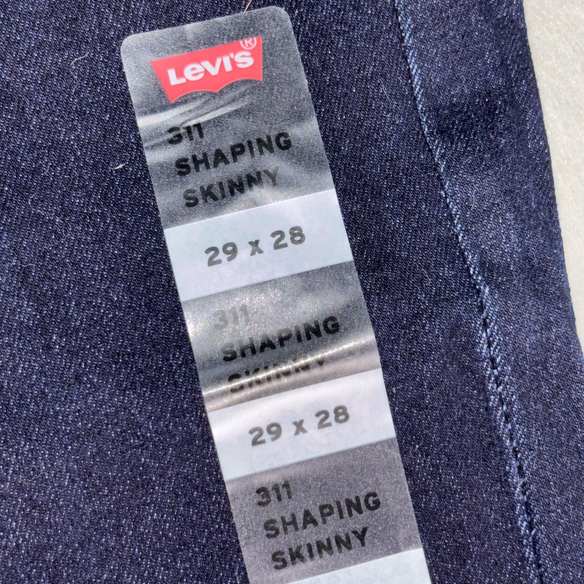 Levi's 311 Shaping Skinny Jeans Womens Size 29 x 28 Dark Indigo Casual NWT 9