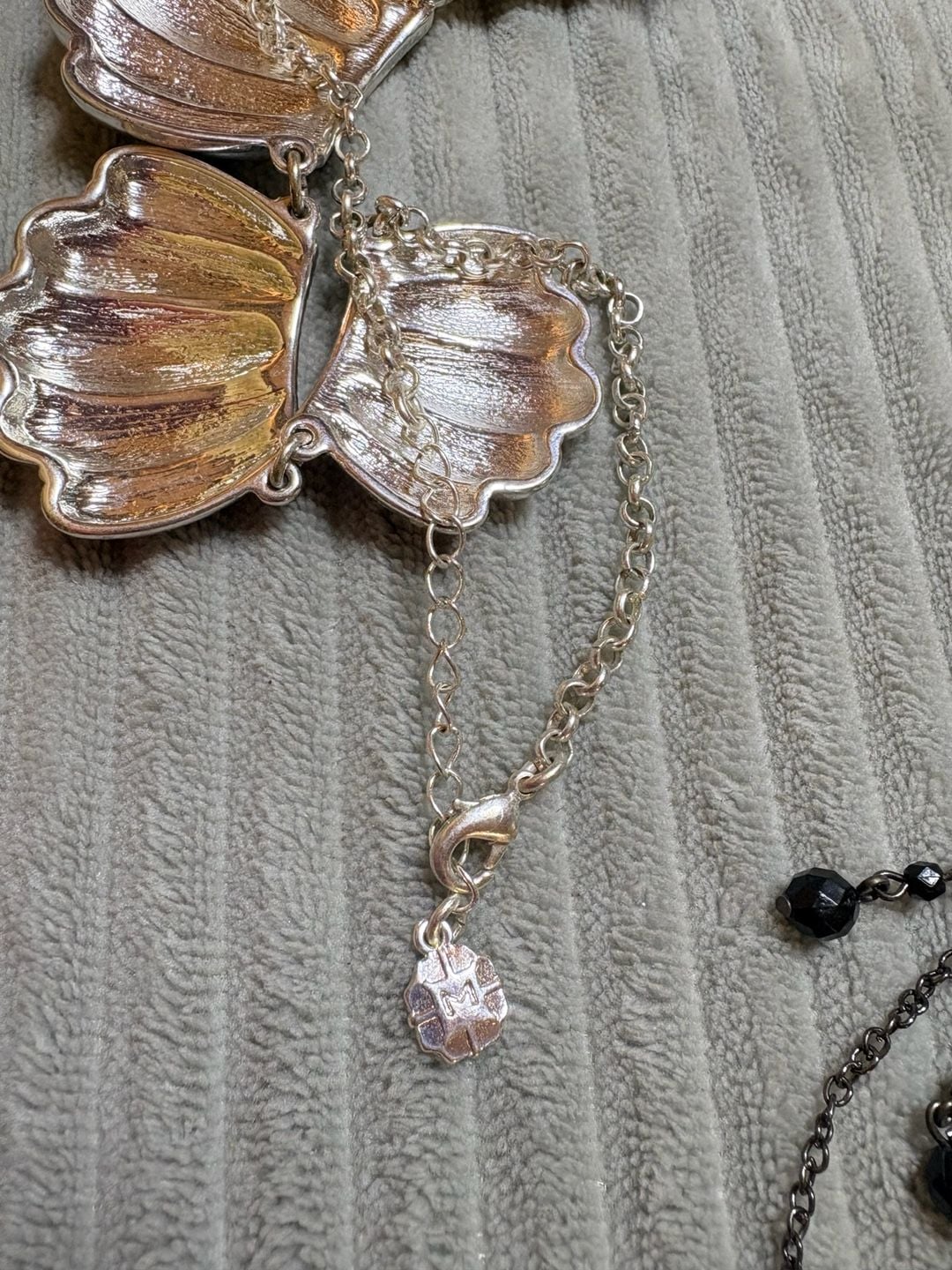 9pc Fashion Jewelry Lot Monet Silver Shell Collar Necklace Icing Beaded Bib Statement Necklaces 8