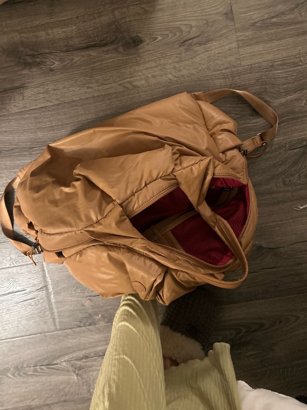 Caraa Large Cloud Tote Bag in Tan Vegan Nylon 7