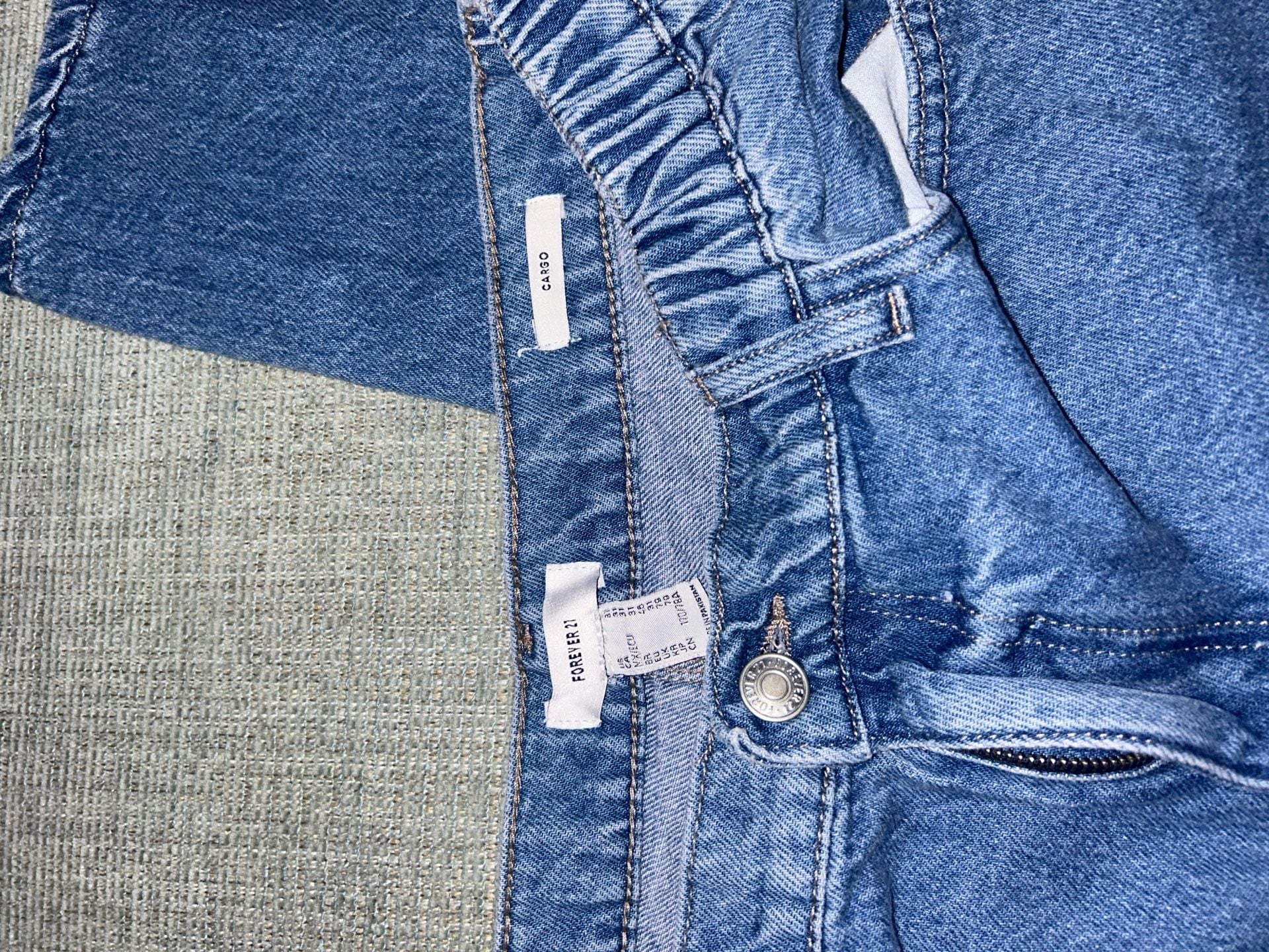 Product thumbnail 4