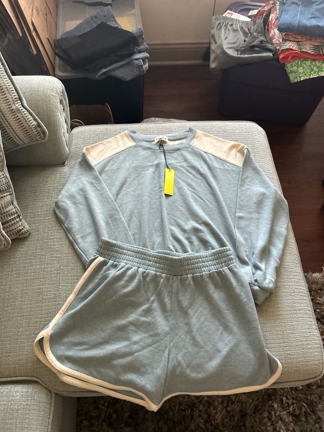 OLI VIV Blue Heathered Colorblock Sweatshirt and Shorts Lounge Set Size L 1