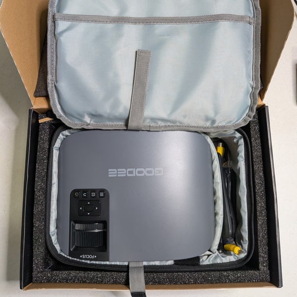 GooDee YG600 Plus 1080P Native Projector with Carrying Case and Accessories