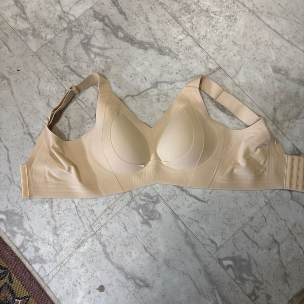 Seamless Wireless Comfort Bra with Teardrop Pads - Beige - Size 160/85 (M)