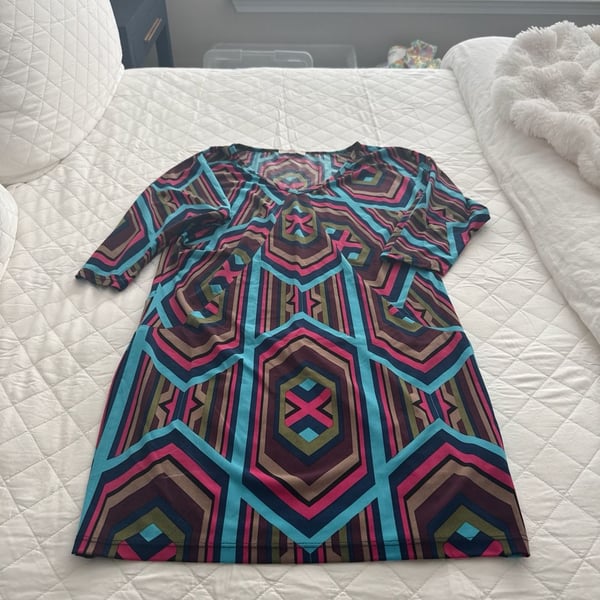 Trina Turk Geometric Print 3/4 Sleeve V-Neck Shift Dress Size XS