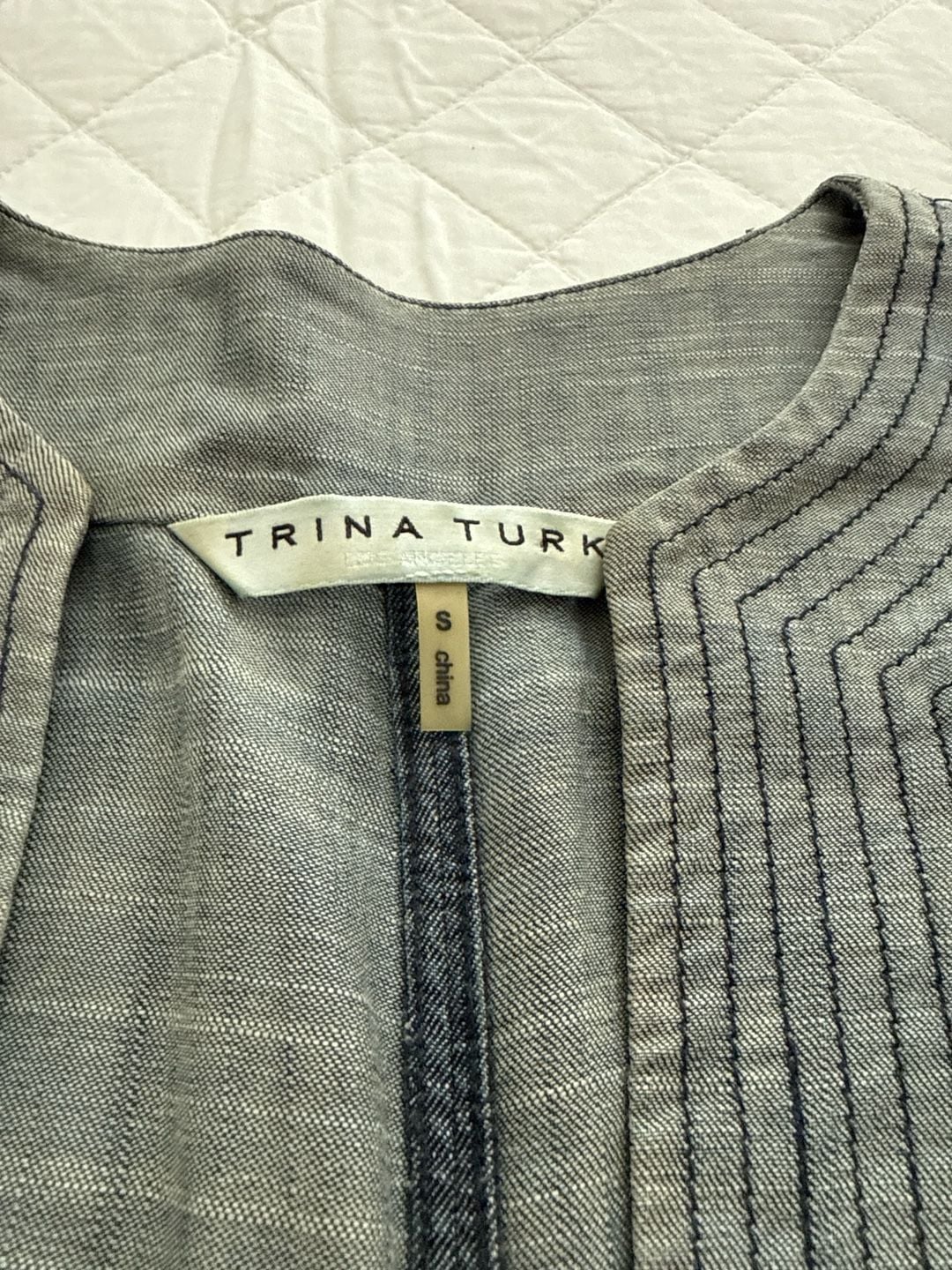 Trina Turk Chambray Shift Dress with Contrast Stitched Trim Size S 3
