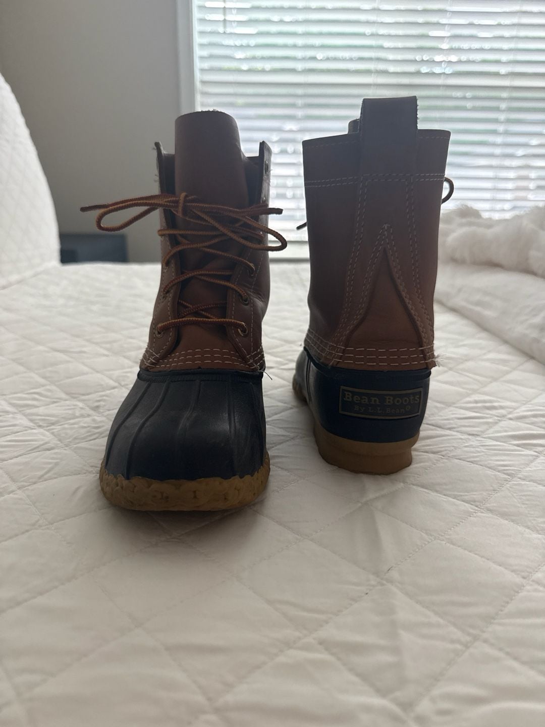 L.L. Bean 8" Bean Boots Tan Navy Duck Boots Size 6 M 2