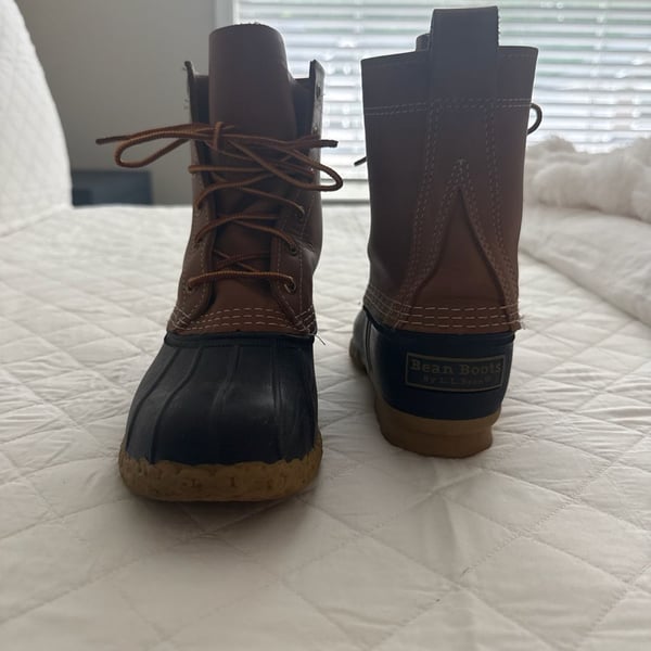 L.L. Bean 8" Bean Boots Tan Navy Duck Boots Size 6 M