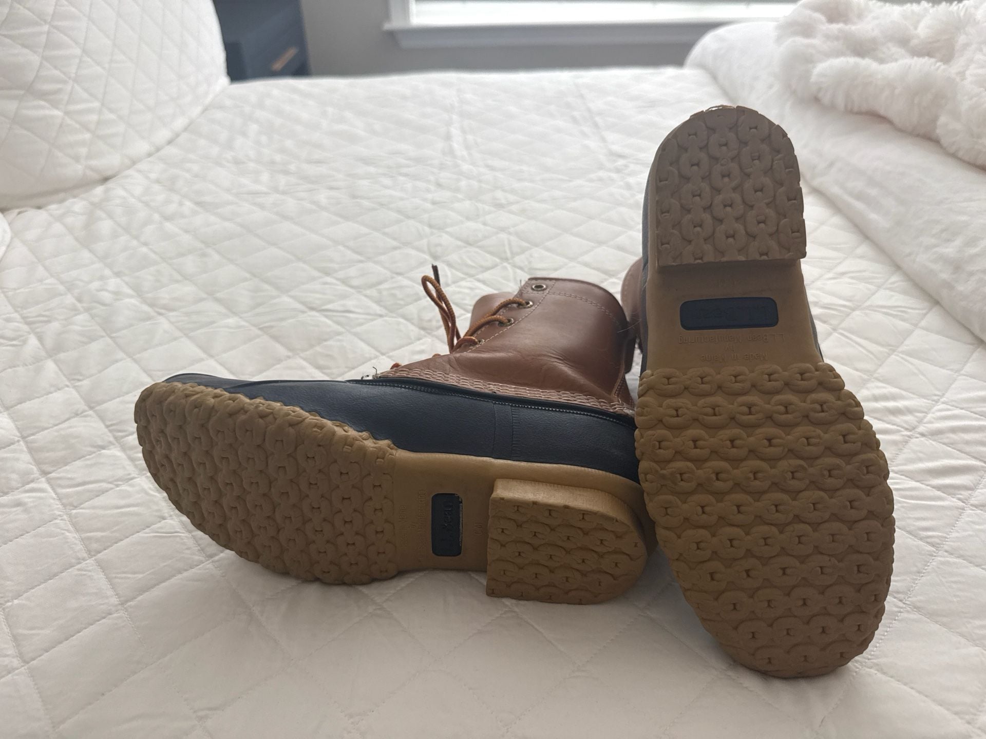 L.L. Bean 8" Bean Boots Tan Navy Duck Boots Size 6 M 3