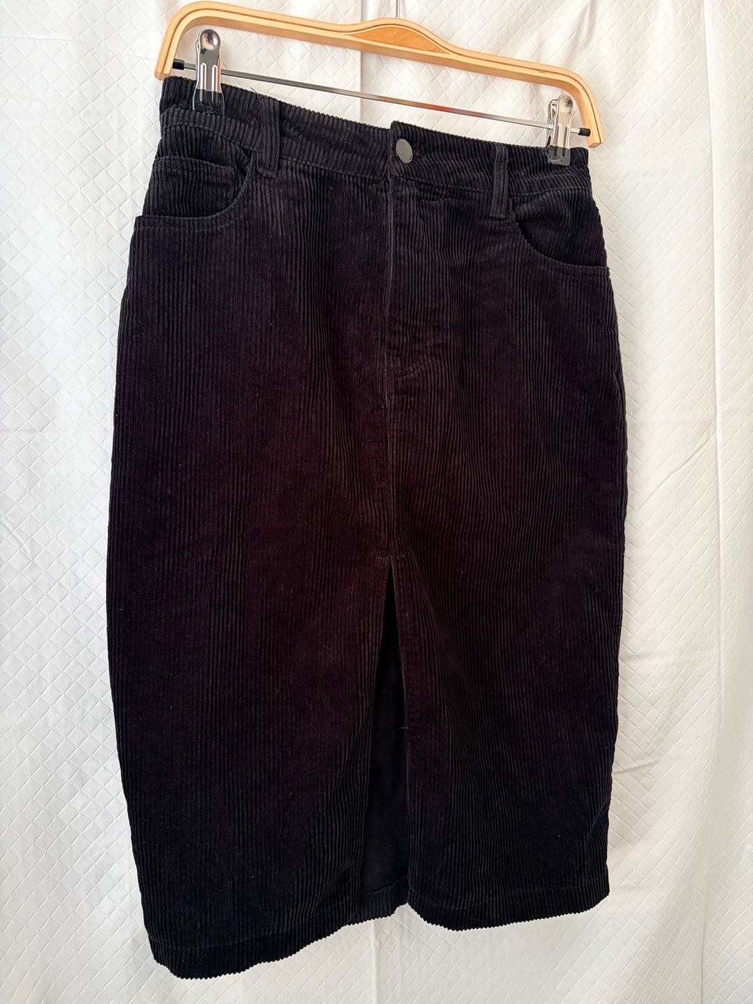 Forever 21 Black Corduroy Midi Skirt with Front Slit Size Small 9