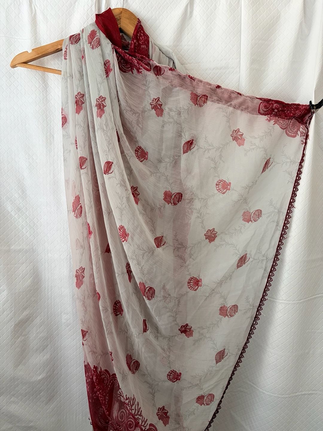 Shein Red Coral & Seashell Print Scarf with Lace Trim 4