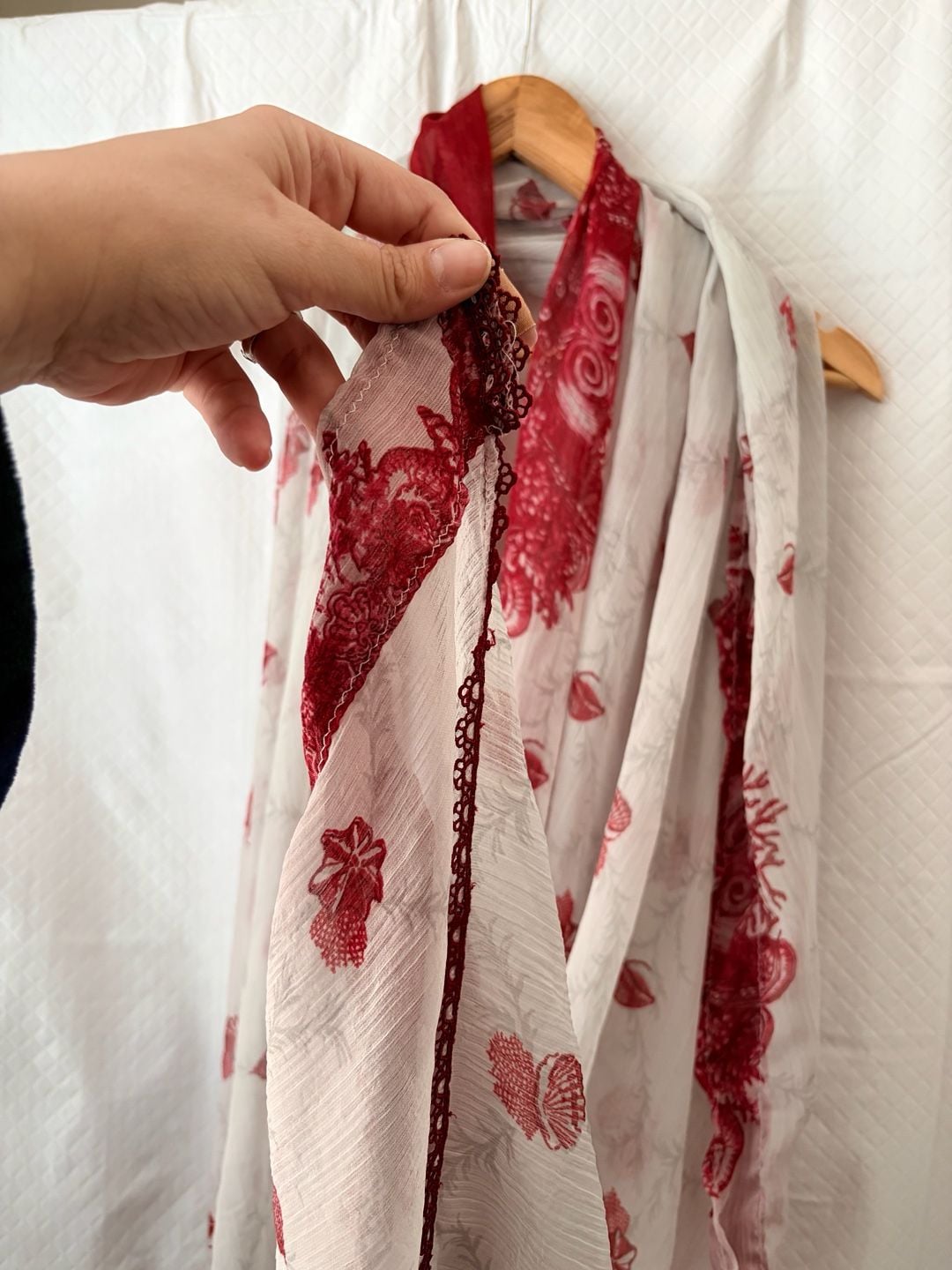 Shein Red Coral & Seashell Print Scarf with Lace Trim 6