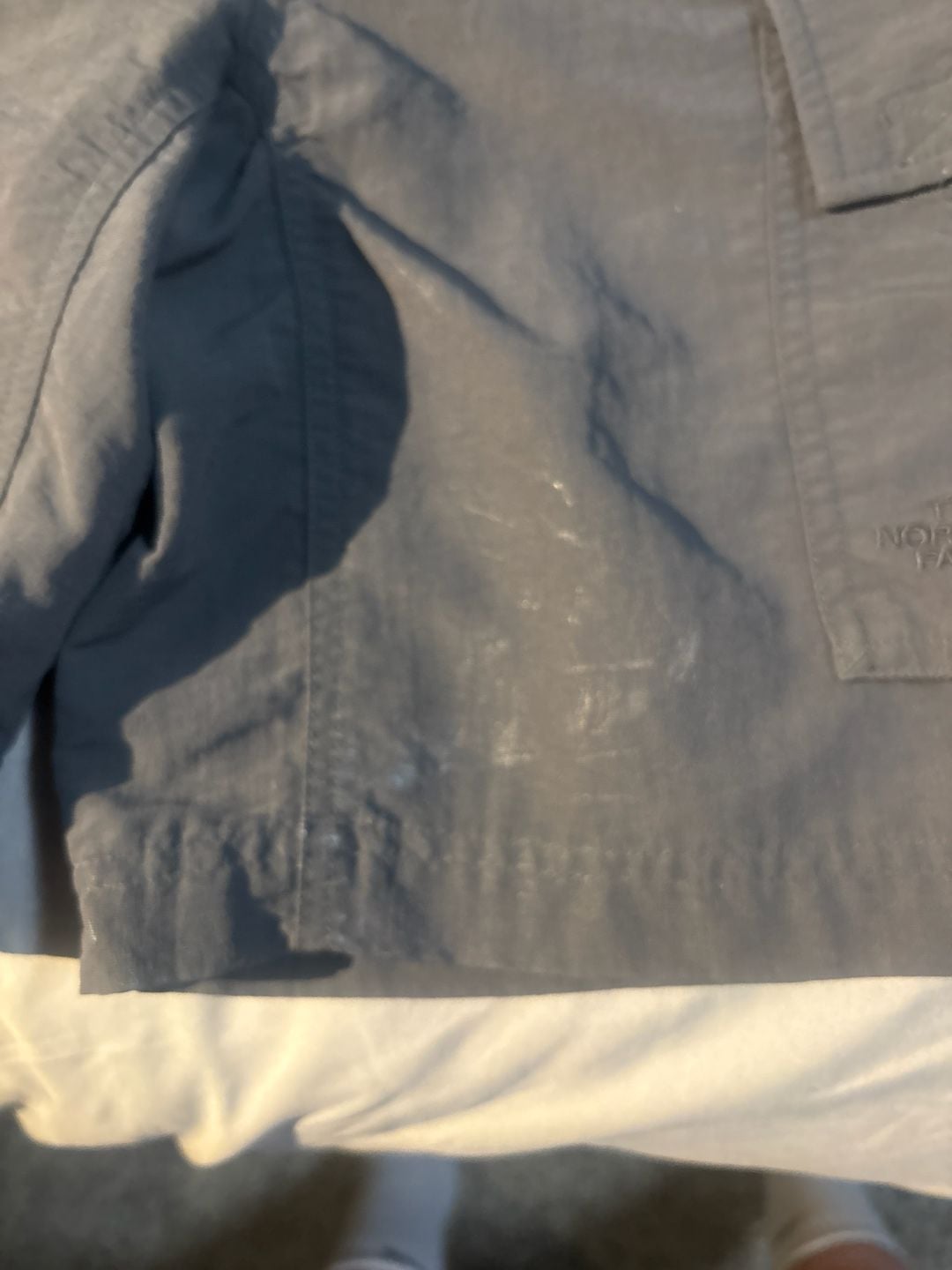 The North Face Men's Grey Cargo Shorts Size Small 4