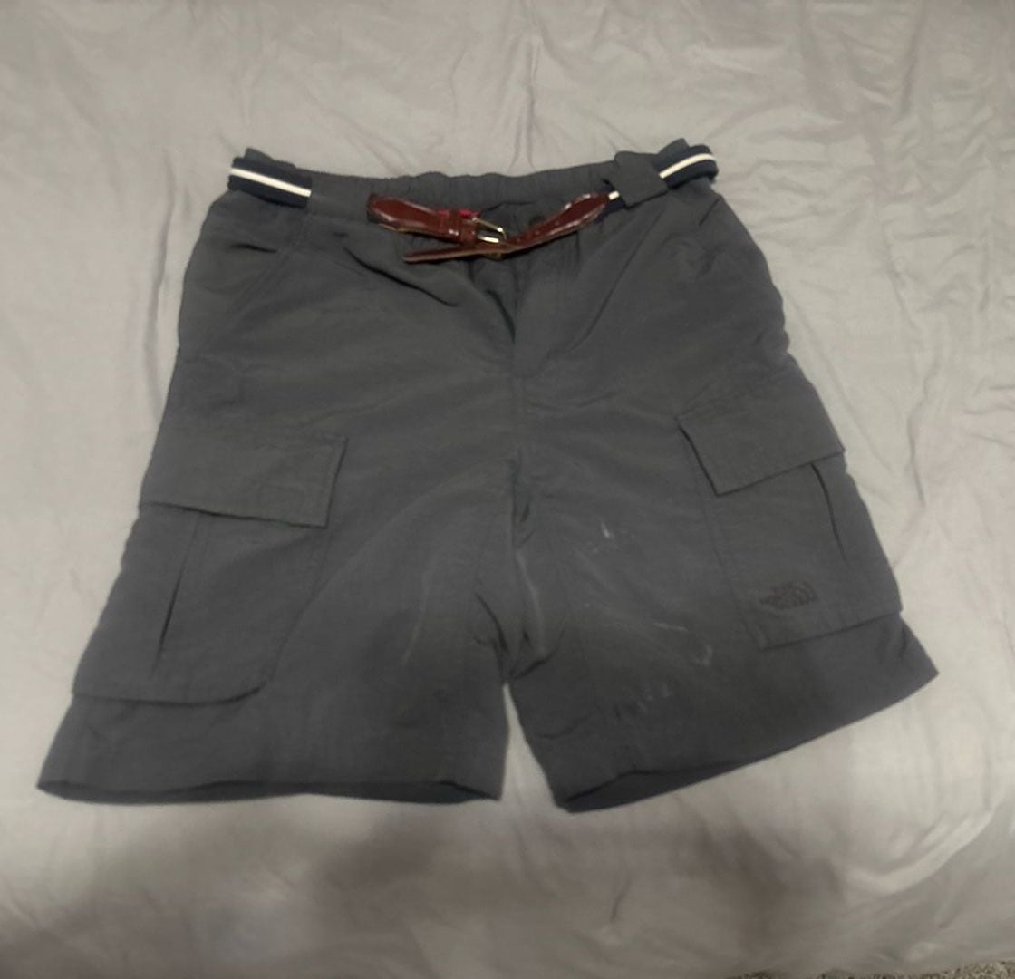 The North Face Men's Grey Cargo Shorts Size Small 2