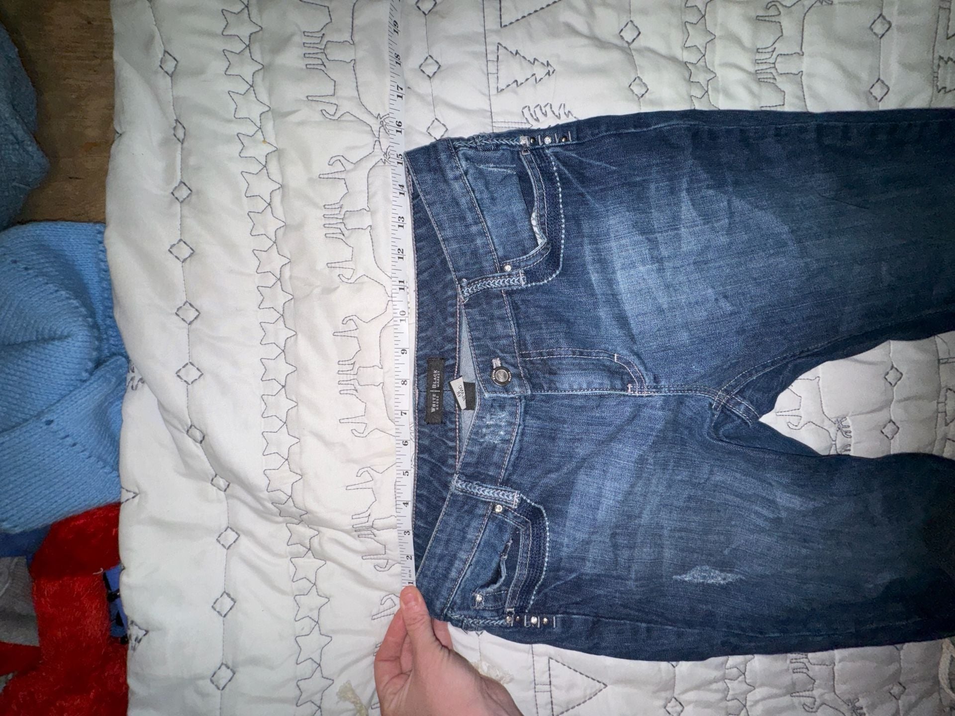 White House Black Market Blanc Glamorous Bootcut Jeans Size 4R 10