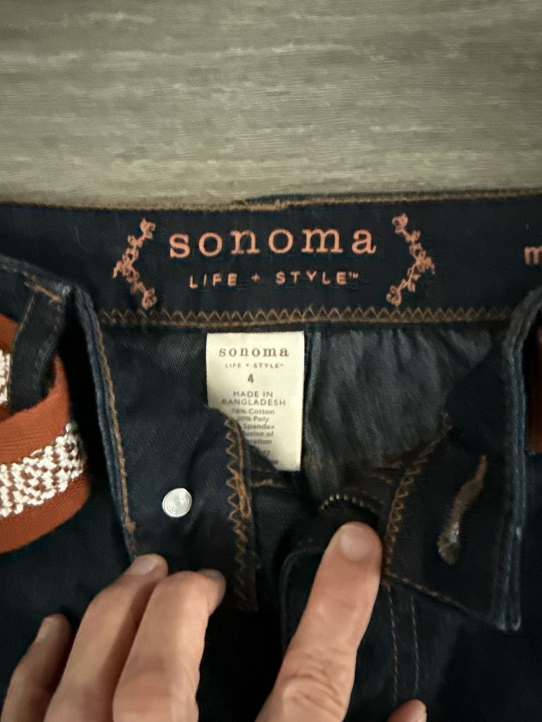 Sonoma Life + Style Modern Short Dark Wash Denim Shorts with Belt Size 4 3