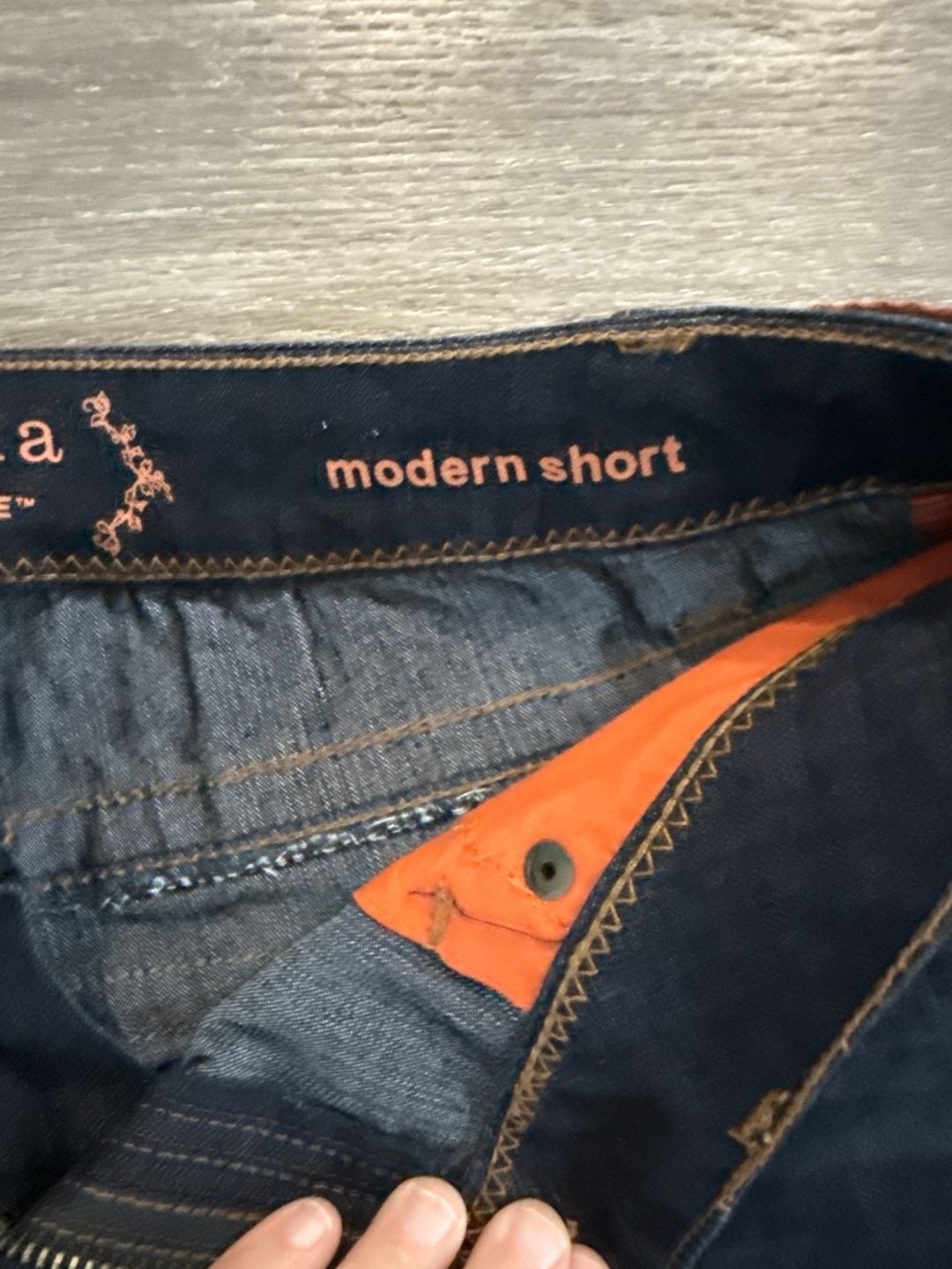 Sonoma Life + Style Modern Short Dark Wash Denim Shorts with Belt Size 4 4