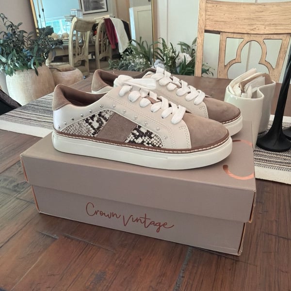 Crown Vintage Kalinda Snakeskin Suede Sneakers Size 6.5