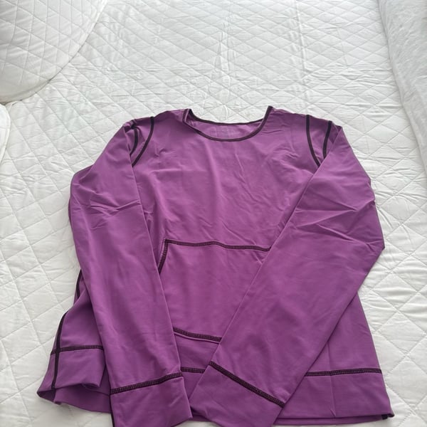 Athleta Purple Long Sleeve Kangaroo Pocket Crewneck Top Size M