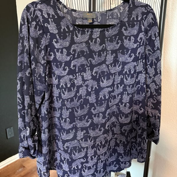 Mix by Hawthorn Navy Blue Elephant Print Roll-Tab Sleeve Blouse Size S