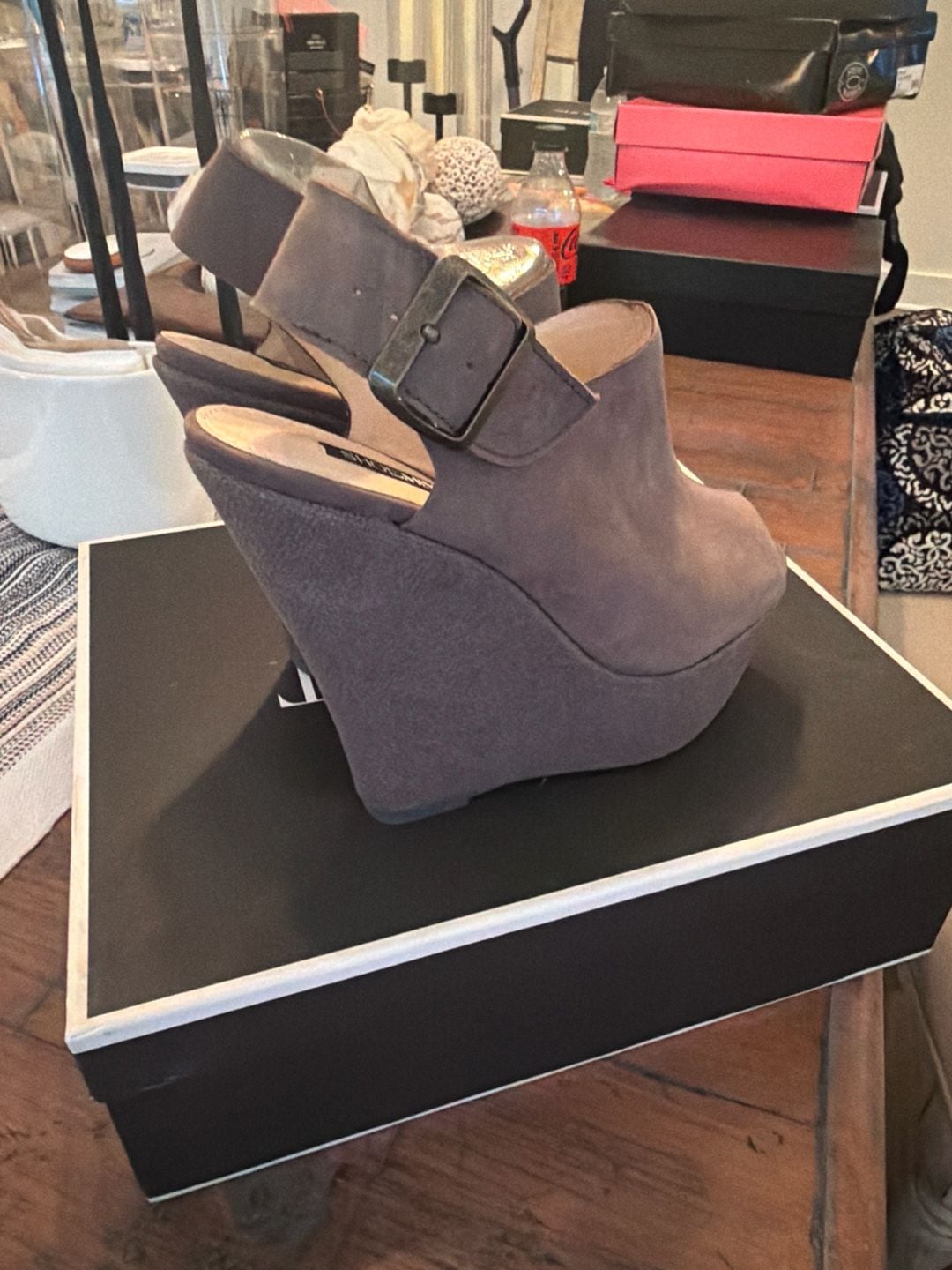 ShoeMint Kbell Grey Peep Toe Wedge Sandals Size 7 6