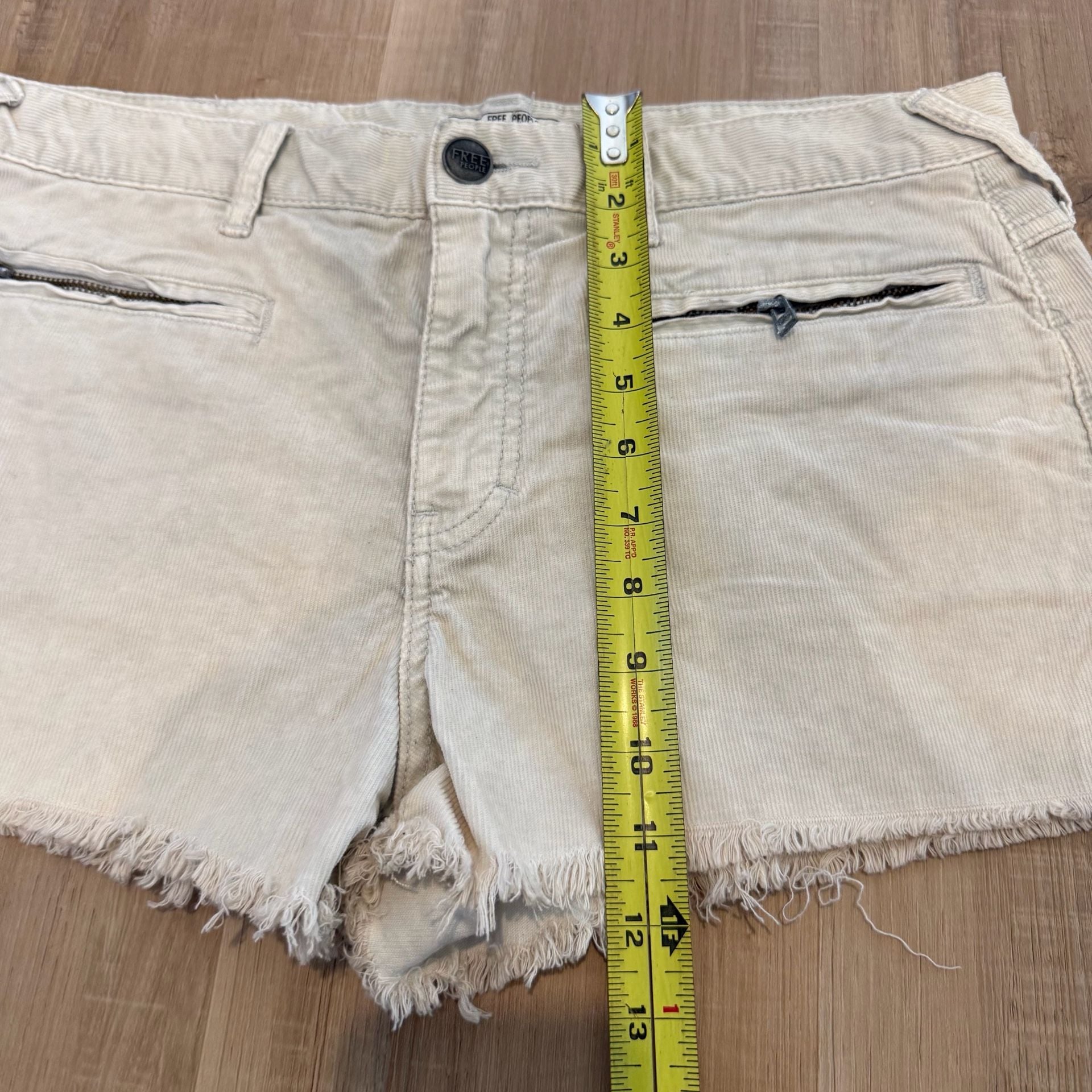 Free People Corduroy Raw Hem Zipper Pocket Shorts Size 30 4