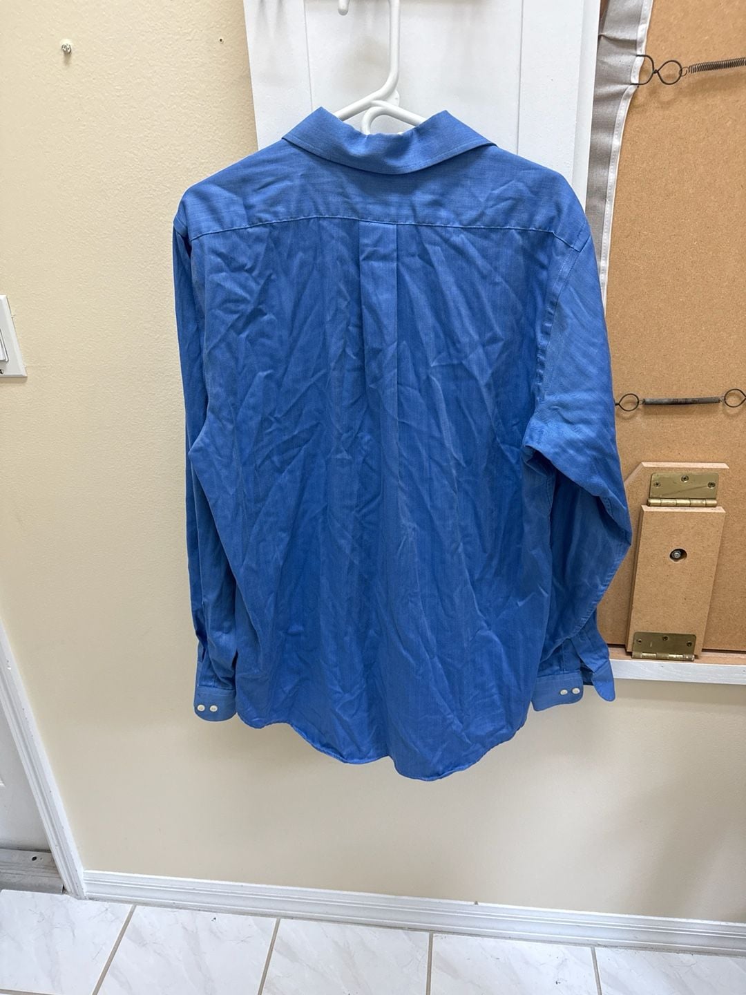 Chaps Easy Care Blue Herringbone Button Down Shirt Size Large 16-16.5 36/37 5