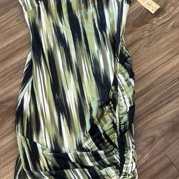 Madden NYC Olive Branch Side Ruched Dress Size L (11-13)