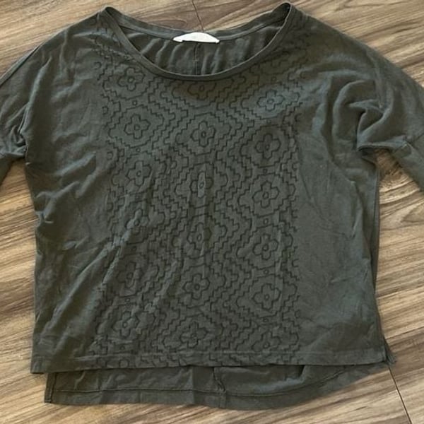 Old Navy Olive Green Embroidered Short Sleeve Top Size S/P