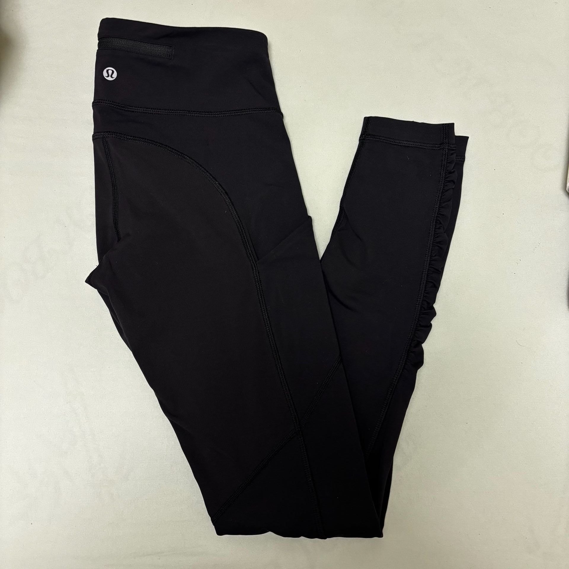 Lululemon Tight Stuff Tight Black Scalloped Hem Leggings Size 4 1