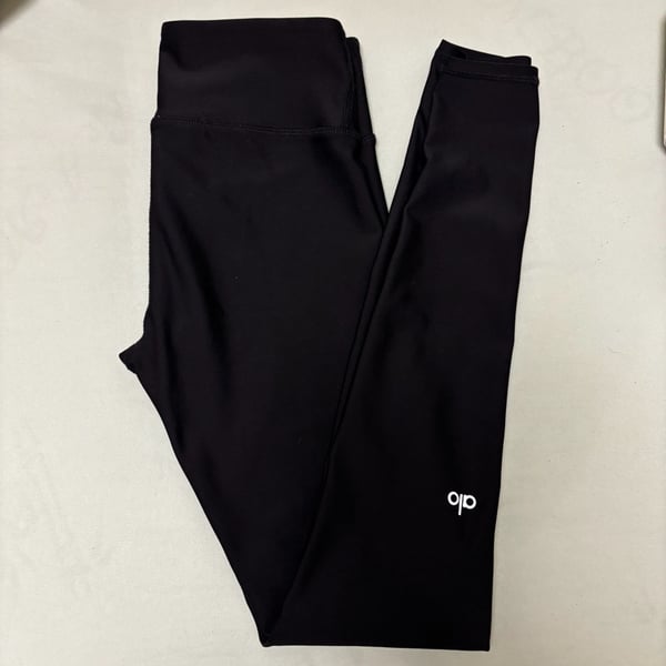 Alo Yoga Airlift High-Waist Leggings Black