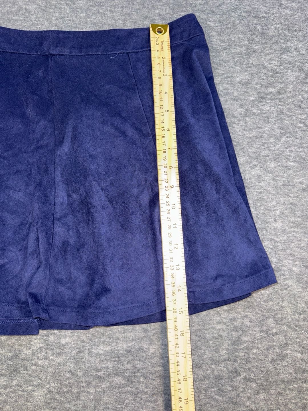 Forever 21 Navy Blue Faux Suede Skater Mini Skirt Size Small 4