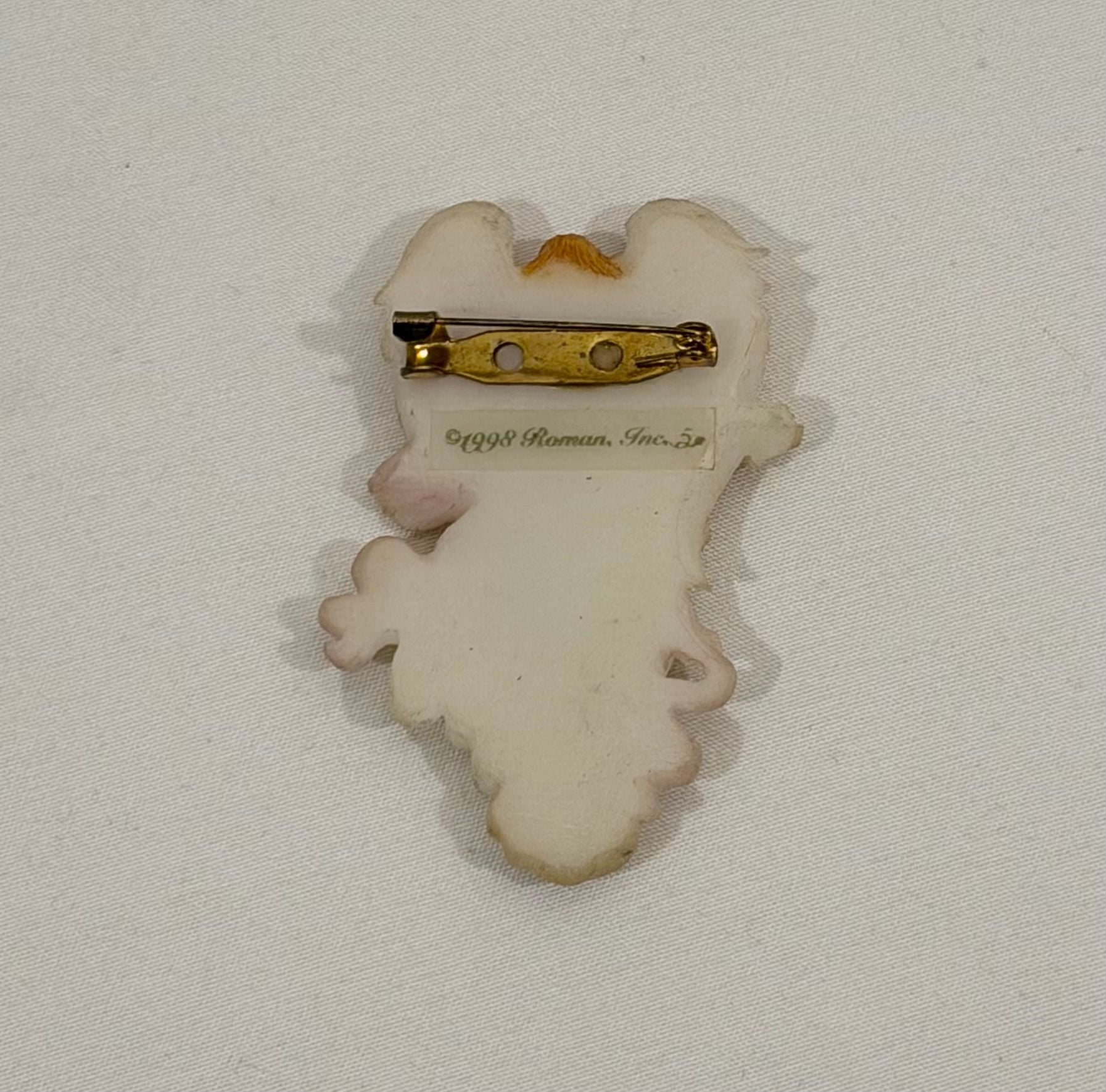 Roman Inc. Seraphim Classics 1998 Angel Brooch Pin 2.25" 3