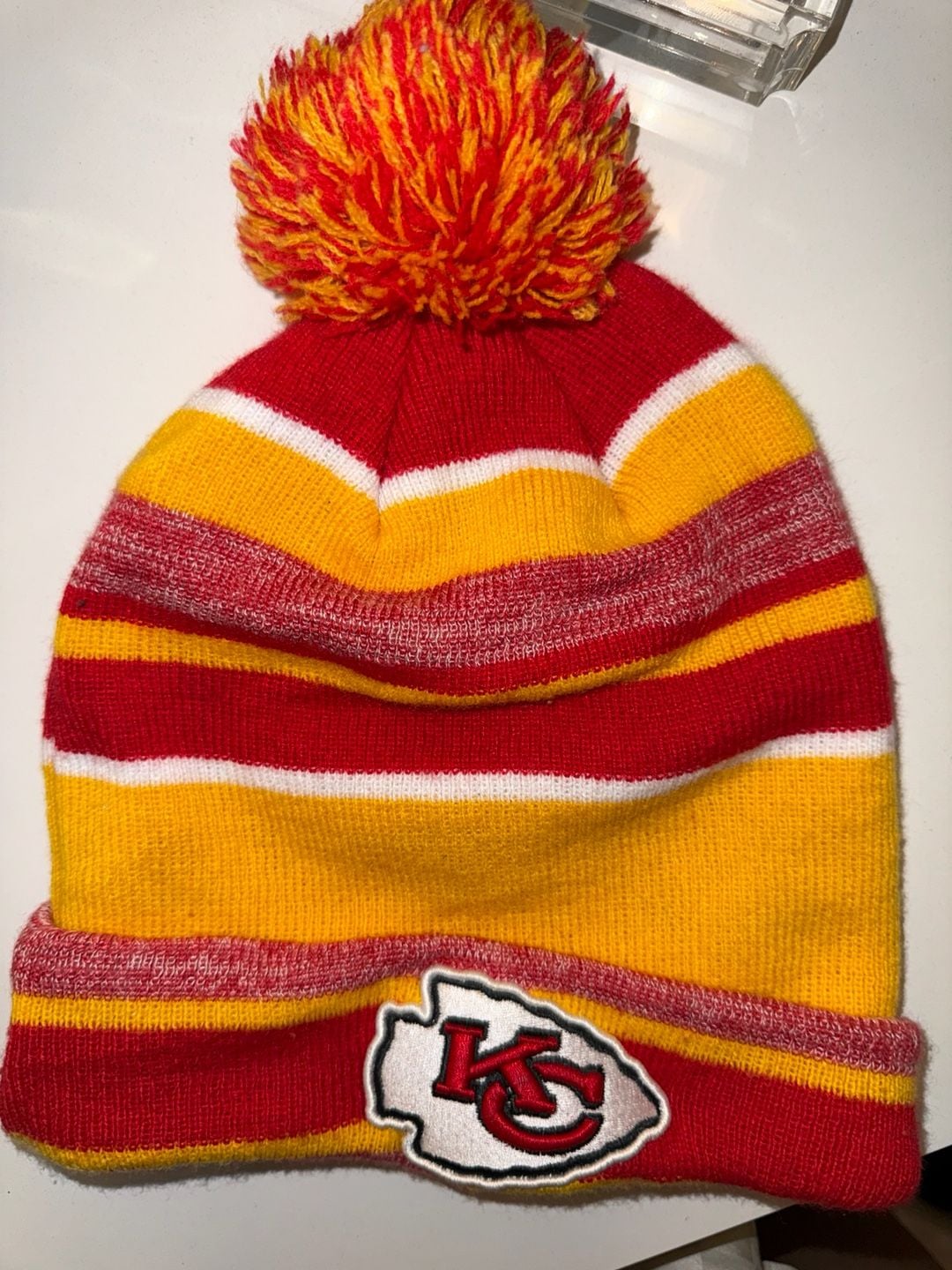 New Era Kansas City Chiefs Striped Pom Knit Beanie Hat One Size 2