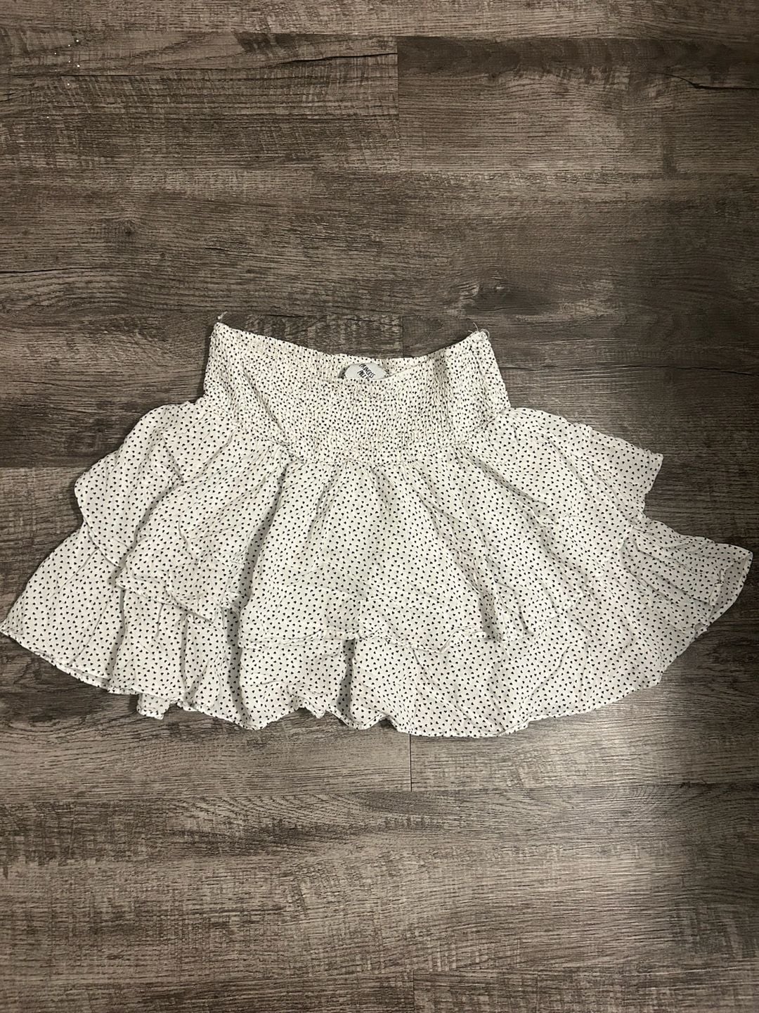Princess Polly Heart Print Smocked Tiered Mini Skirt US 6 2