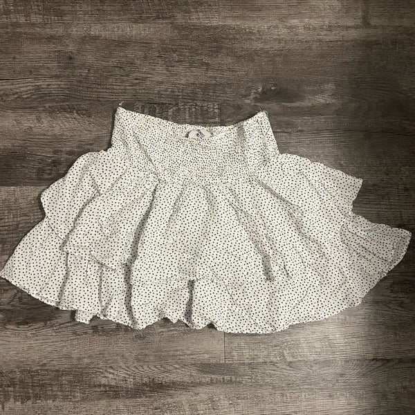 Princess Polly Heart Print Smocked Tiered Mini Skirt US 6