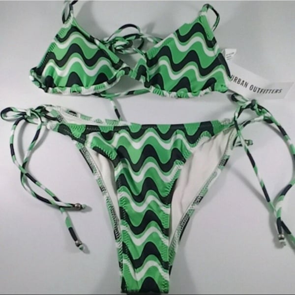 Urban Outfitters Green Wavy Zigzag Triangle Bikini Set