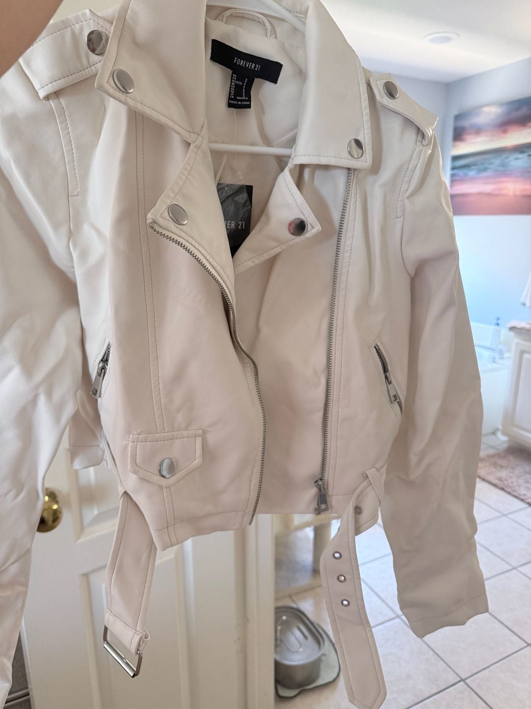 Forever 21 Cream Faux Leather Belted Moto Jacket Size Small 3