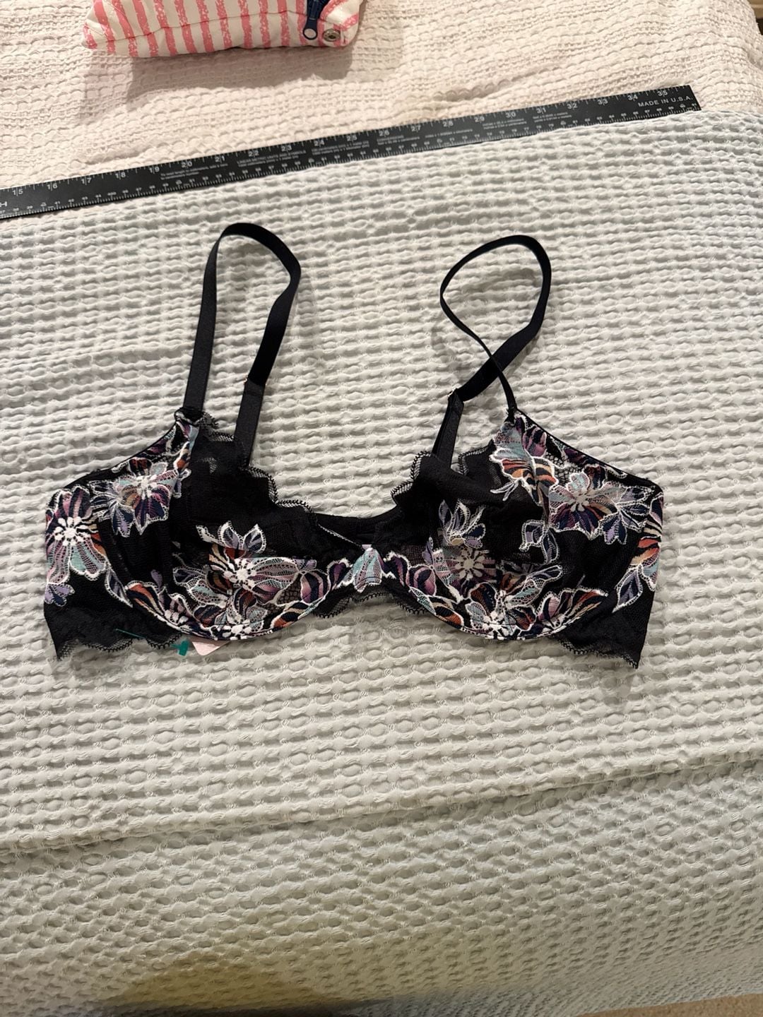 Savage X Fenty Floral Embroidered Unlined Underwire Bra Size 36C 1