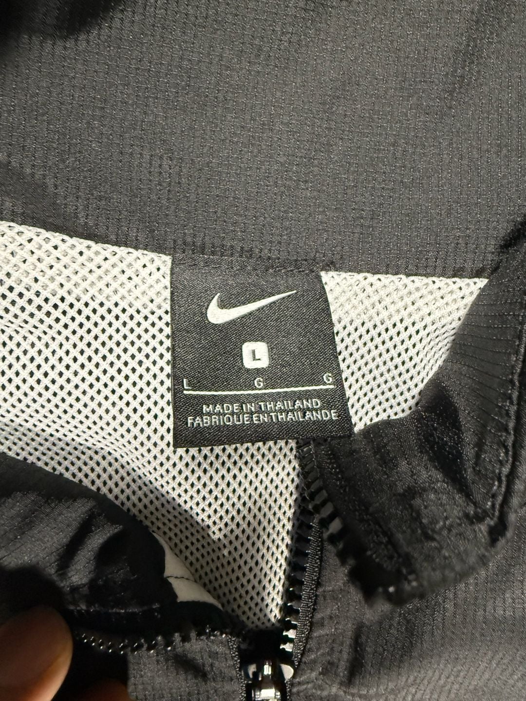 Nike Run Division Reflective Pinstripe Full-Zip Running Jacket 11