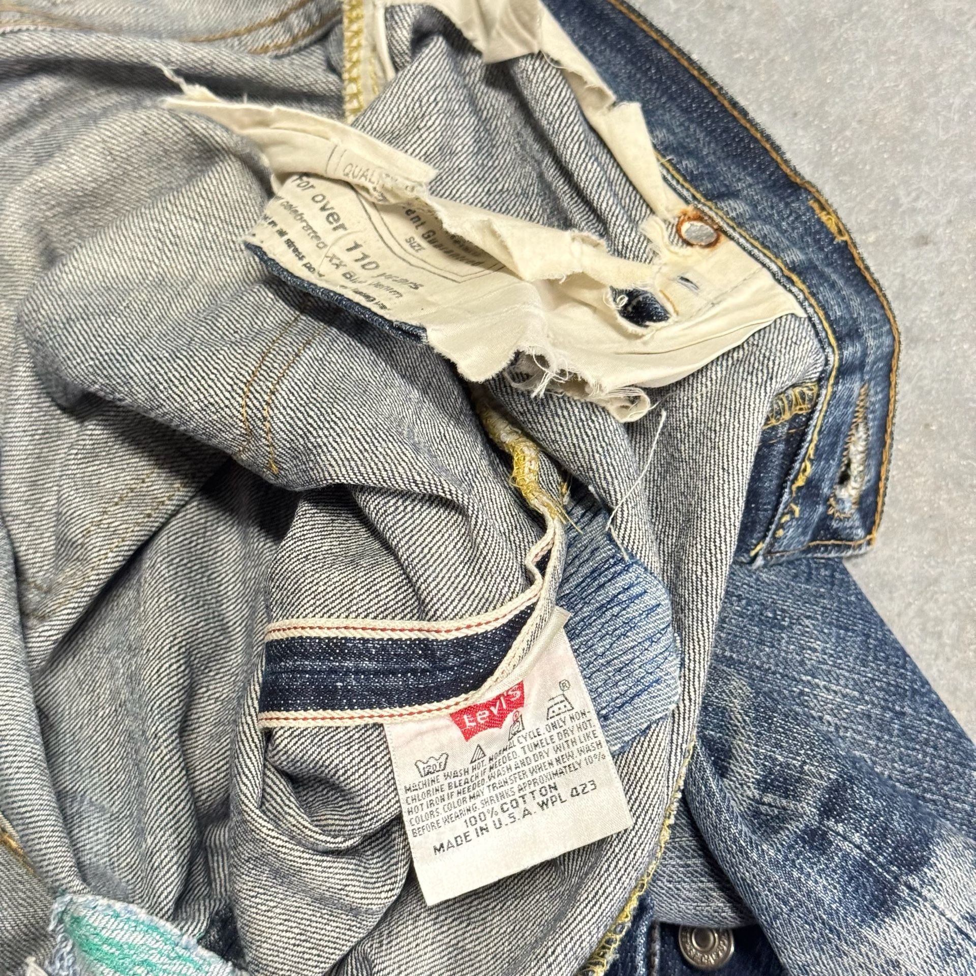 Vintage Levi's 501XX Selvedge Red Line Made in USA Jeans W36 L32 Honeycombs 9