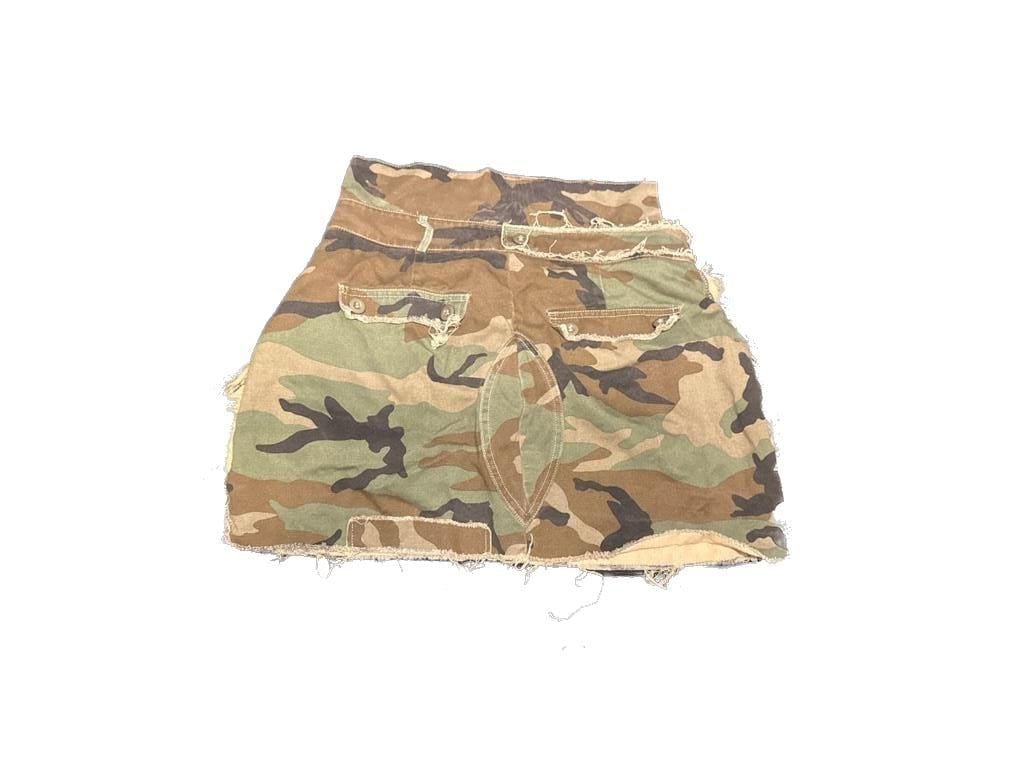 MICAS Camouflage Distressed Fringe Mini Skirt Size L 5